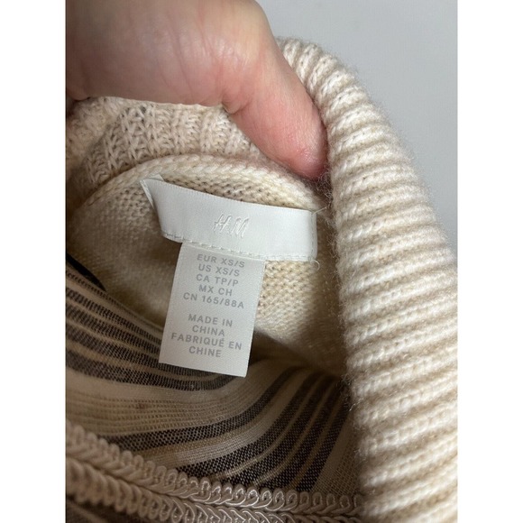 H&M Poncho/Cape/Pullover Cream Sweater Wool Blend Sz XS Ouiet luxury - Picture 8 of 9